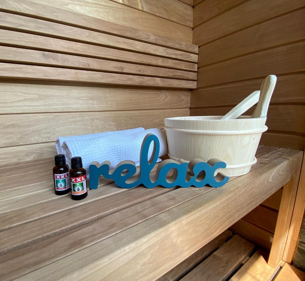 Relax Sauna Apartman Privat Finn Szaunaval Кестхей Экстерьер фото
