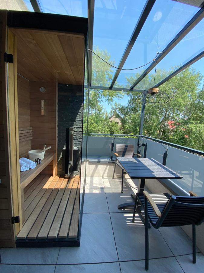 Relax Sauna Apartman Privat Finn Szaunaval Кестхей Экстерьер фото