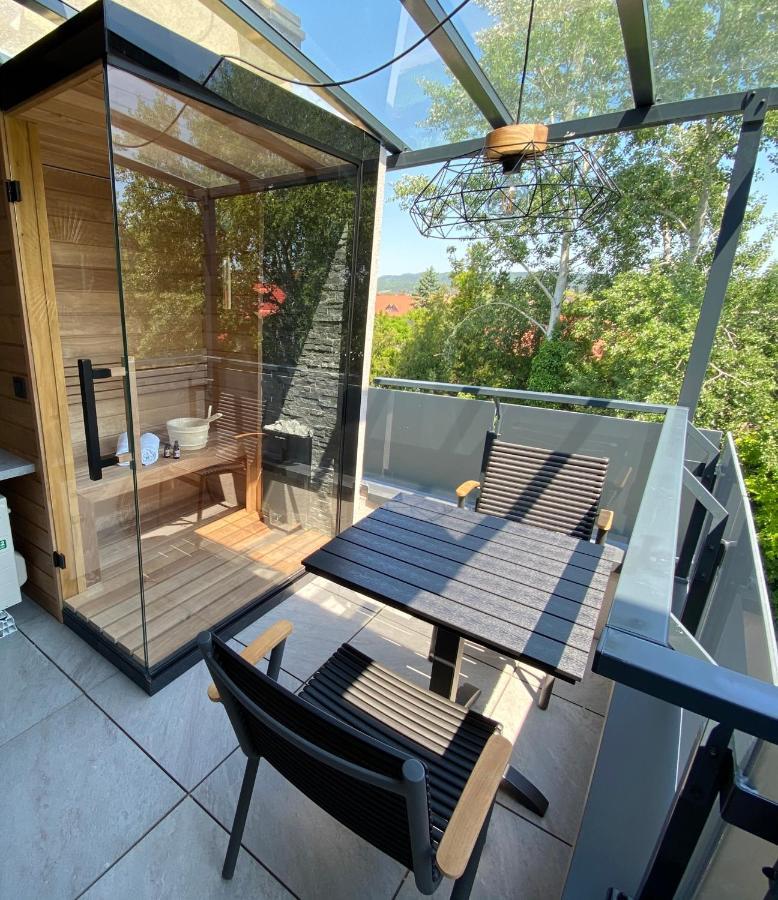 Relax Sauna Apartman Privat Finn Szaunaval Кестхей Экстерьер фото